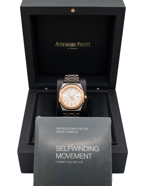 Audemars Piguet Royal Oak 15400SR.OO.1220SR.01 Image 7